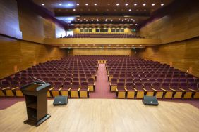 Sala Amfiteatru - 716 locuri